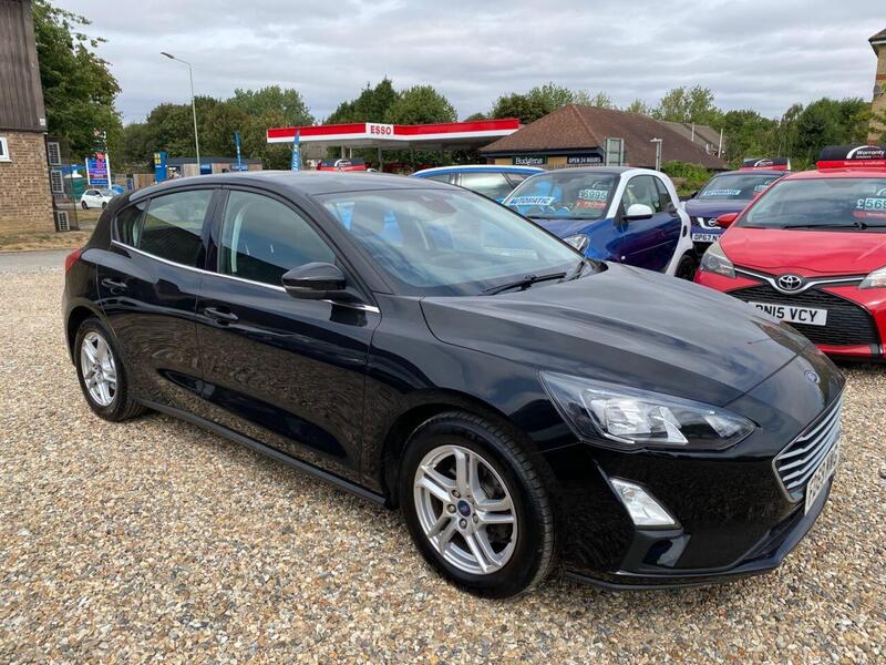 Ford Focus view 2