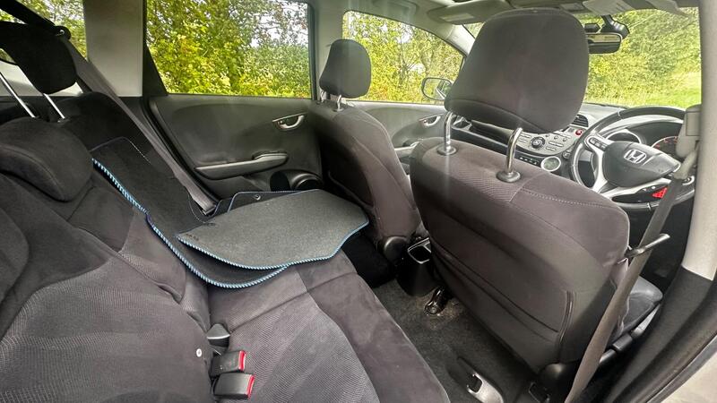 2011 Honda Jazz — photo 15