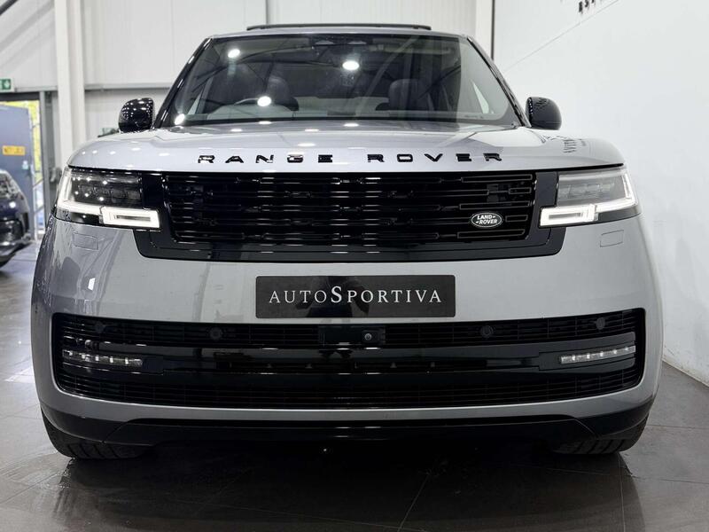 Land Rover Range Rover view 4