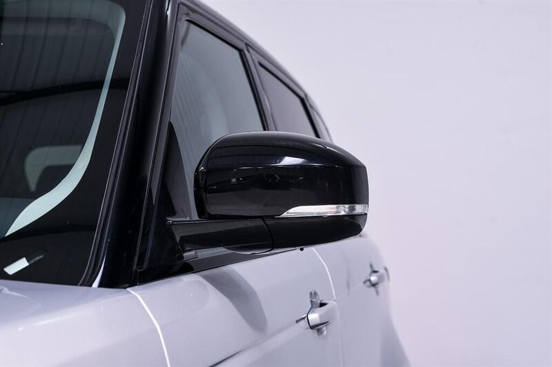 Land Rover Range Rover Sport view 6