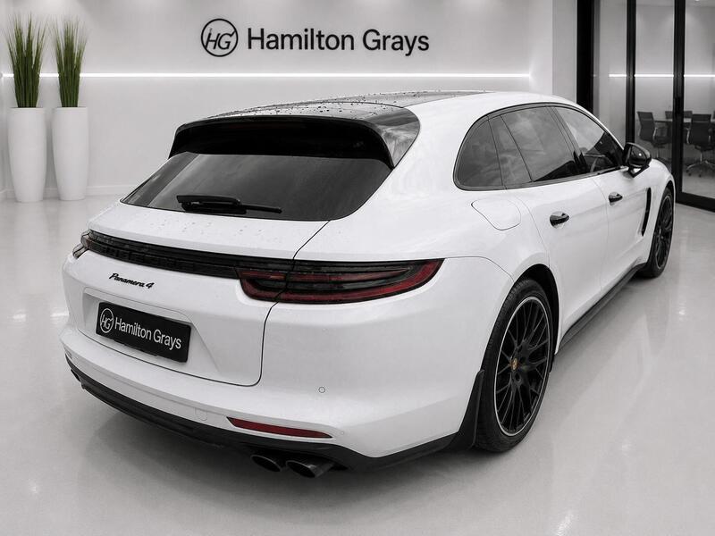 Porsche Panamera view 4