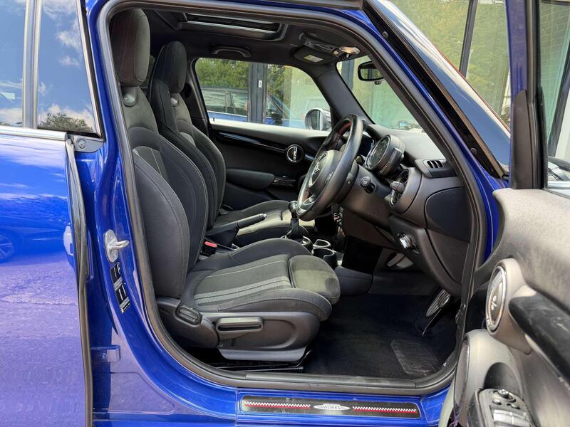 Mini Cooper view 2