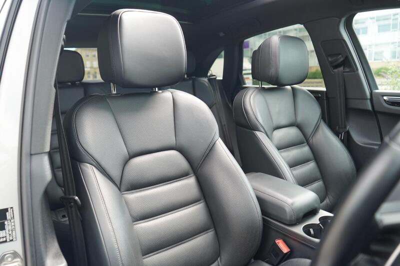 Porsche Macan view 2