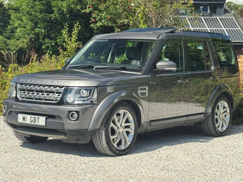 Land Rover Discovery view 4