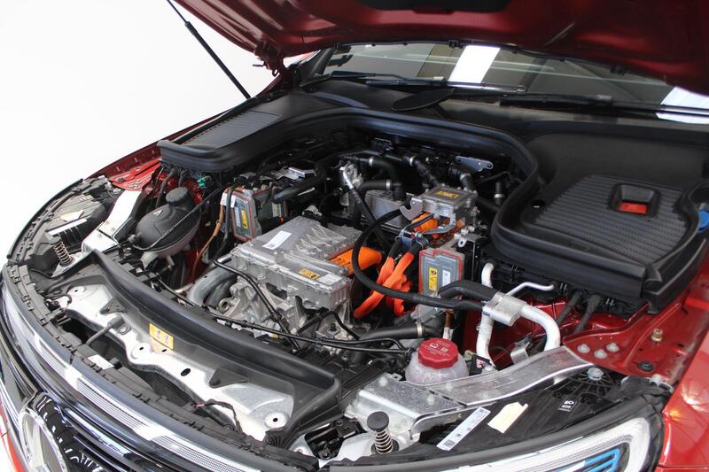 2023 Mercedes-Benz EQC in Red — image 24 of 89