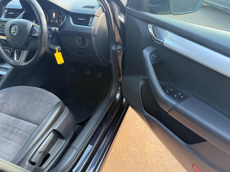 Skoda Octavia view 6
