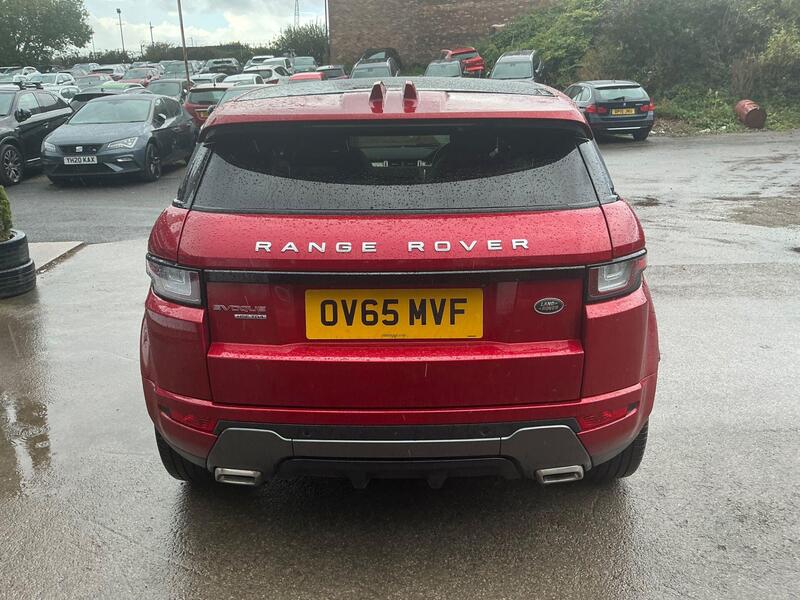 Land Rover Range Rover Evoque view 3