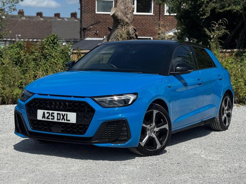 Audi A1 view 2