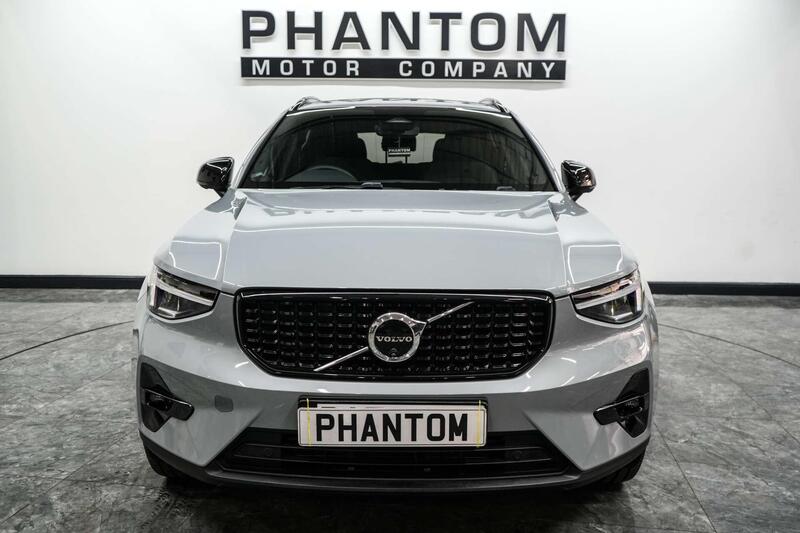 Volvo XC40 view 5