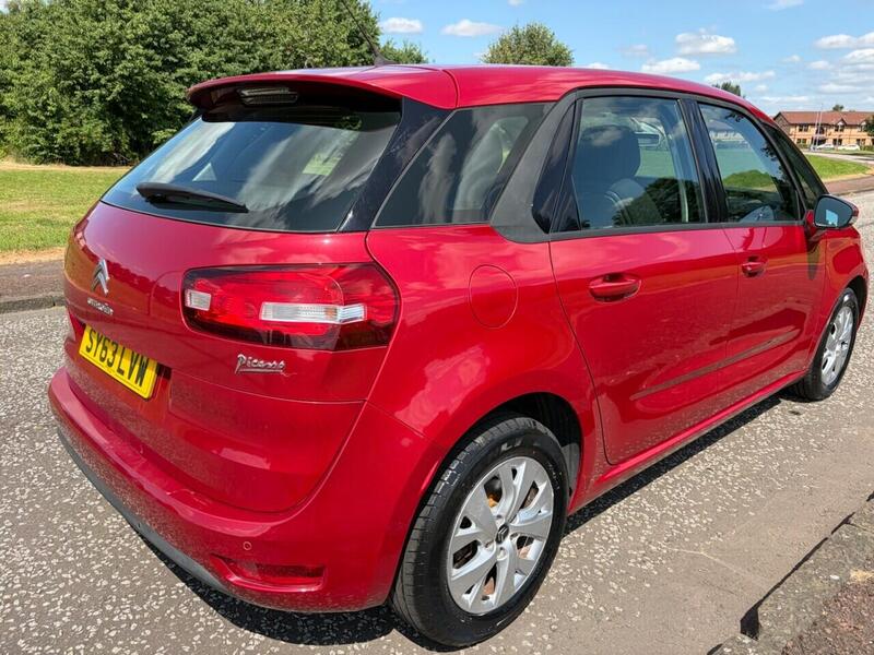 Citroen C4 Picasso view 5