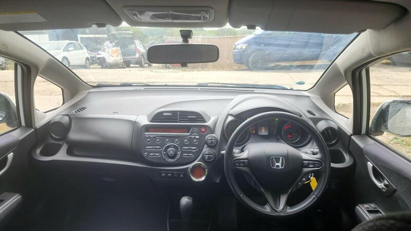 2014 Honda Jazz — photo 14