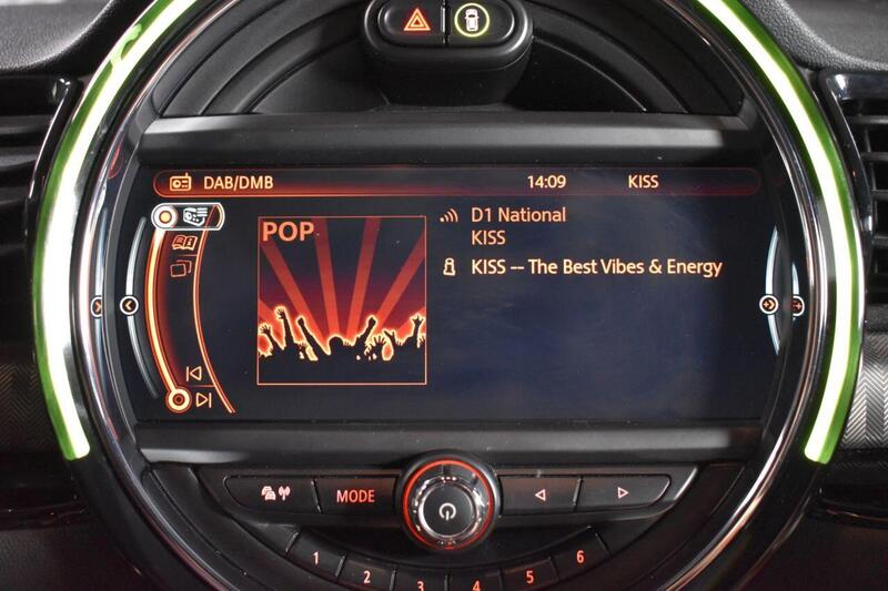 Mini Clubman view 6