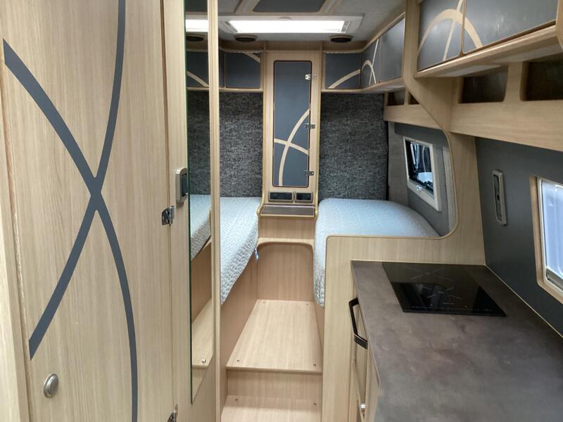 IH Motorhomes 710 IFLG — image 8