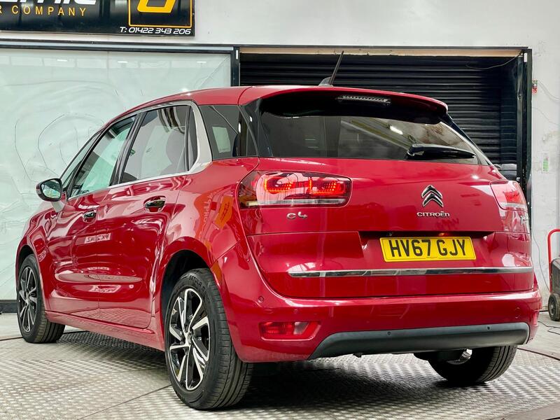 Citroen C4 Picasso view 4