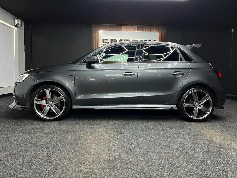 Audi A1 view 4
