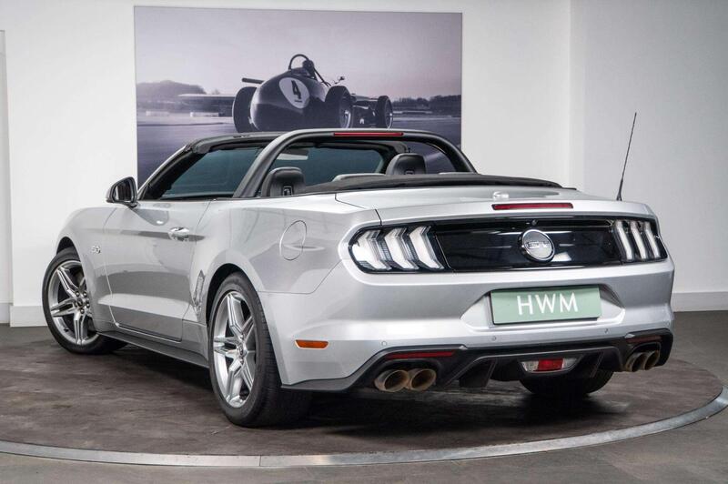 Ford Mustang view 2
