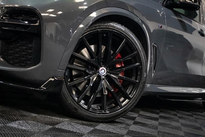 BMW X5 BMW X5 view 3