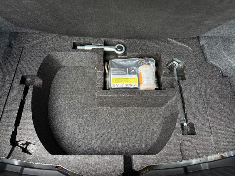 Mazda Mazda3 view 43