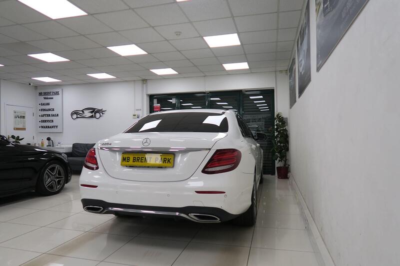 Mercedes-Benz E Class view 6