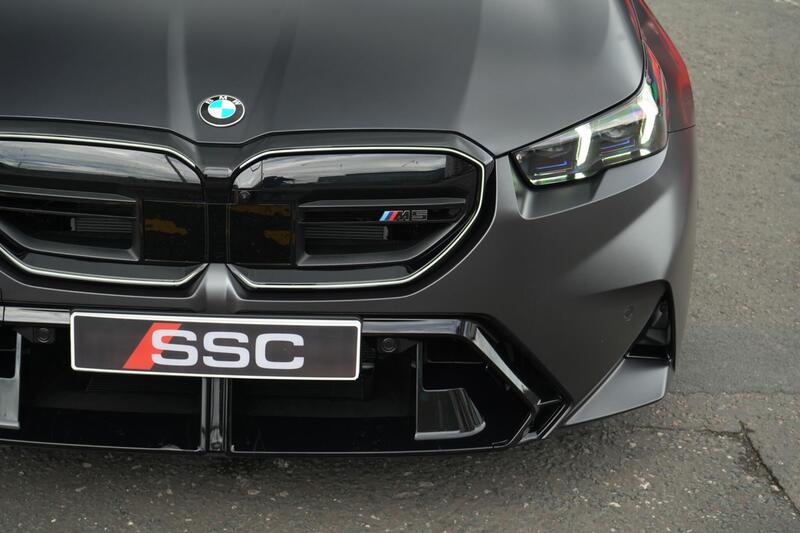 BMW M5 view 7