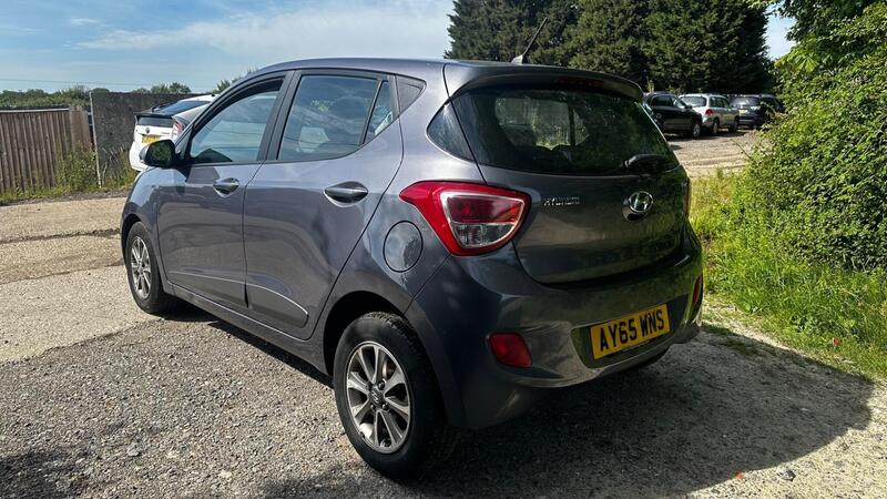 2015 Hyundai i10 — photo 7
