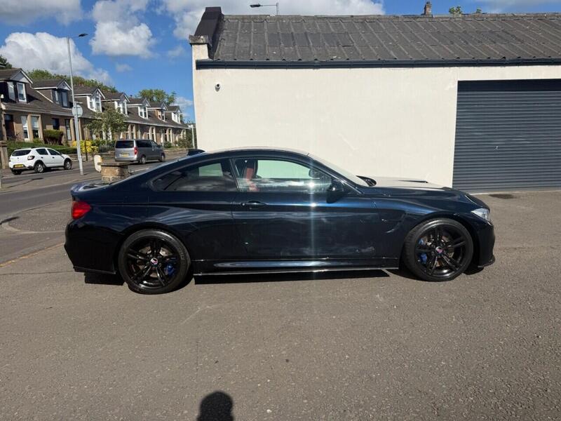 BMW M4 view 2