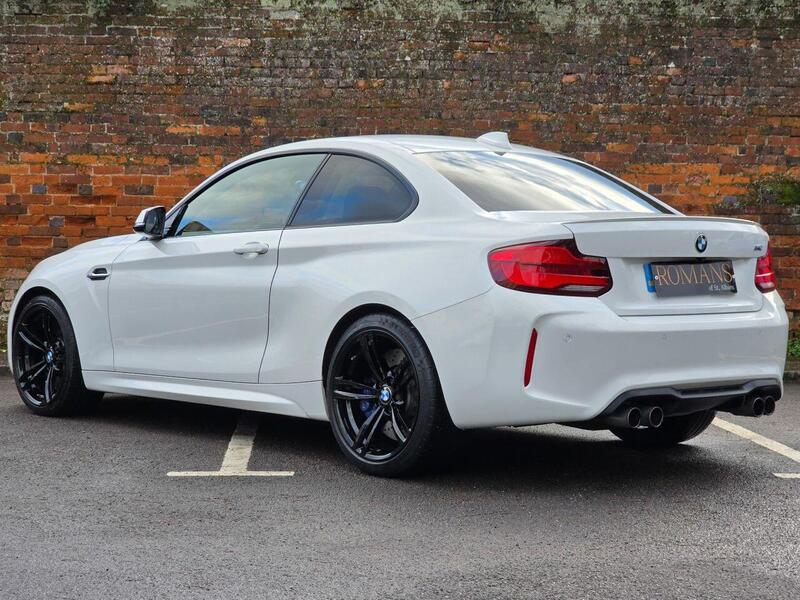 BMW M2 view 3