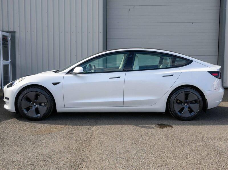 Tesla Model 3 view 6