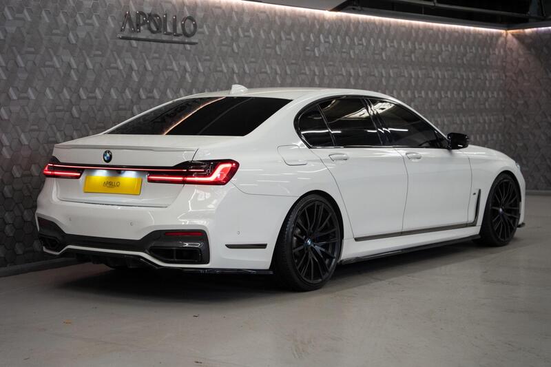 BMW 7 Series view 7