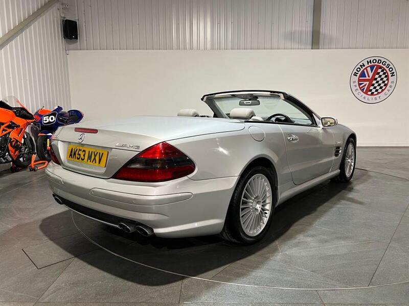 Mercedes-Benz SL view 3