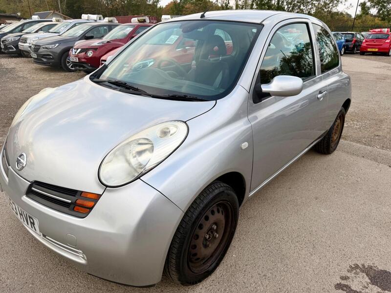 Nissan Micra view 4