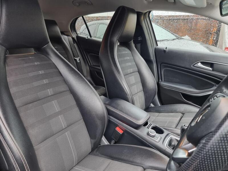Mercedes-Benz Gla view 5