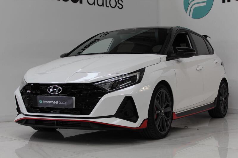 2023 Hyundai i20 in White — image 6 of 94