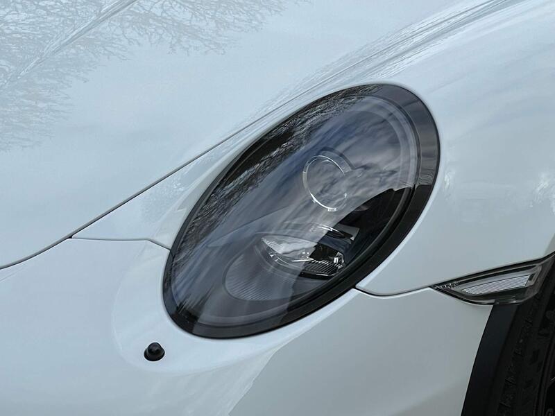 Porsche 911 view 64