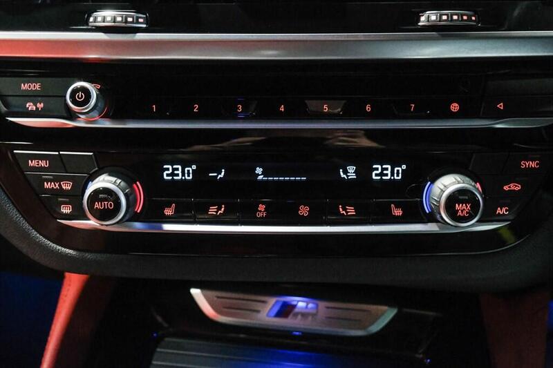 BMW X4 view 13