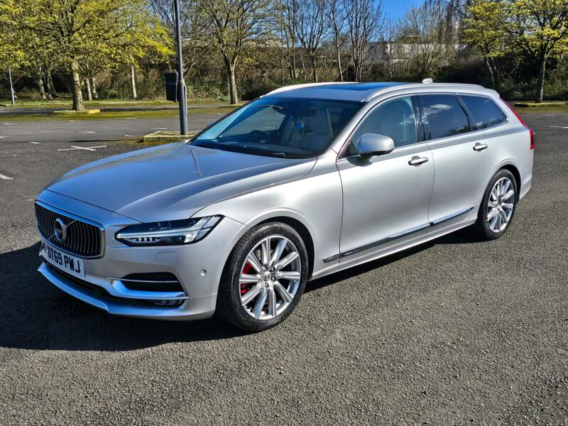 Volvo V90 — photo 1