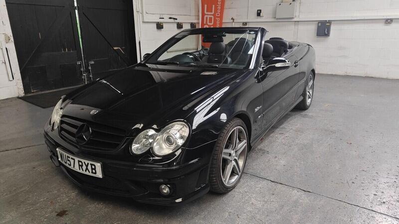 Mercedes-Benz CLK view 3