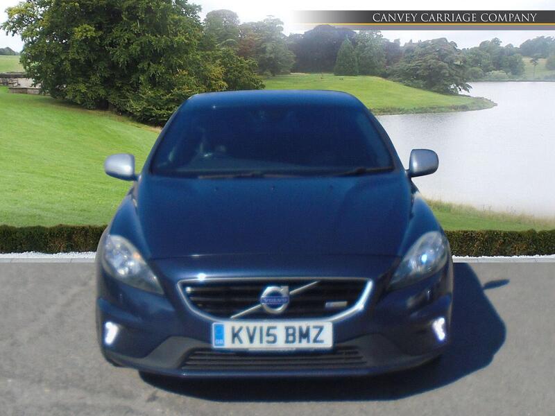 Volvo V40 view 7