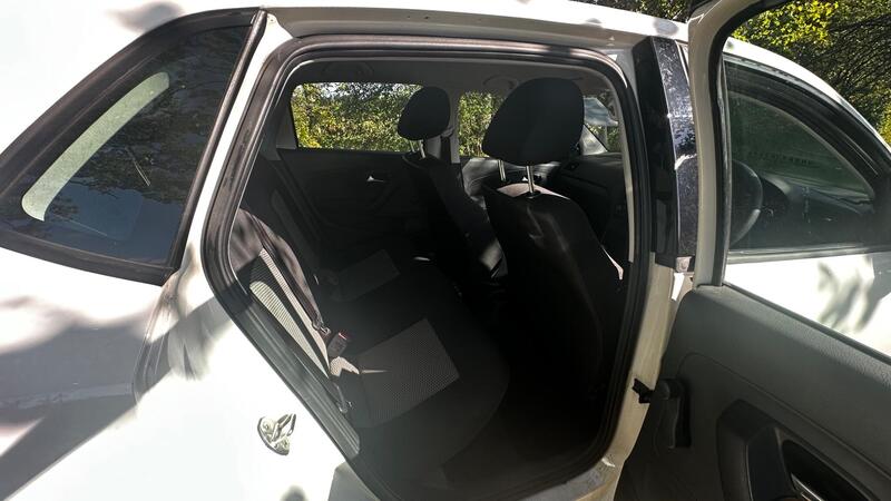 2014 Volkswagen Polo — photo 6