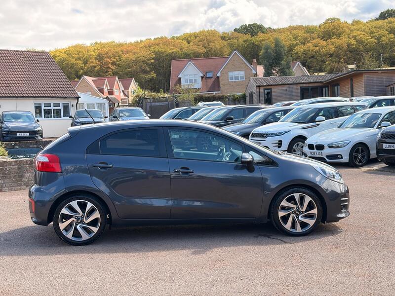 Kia Rio view 5