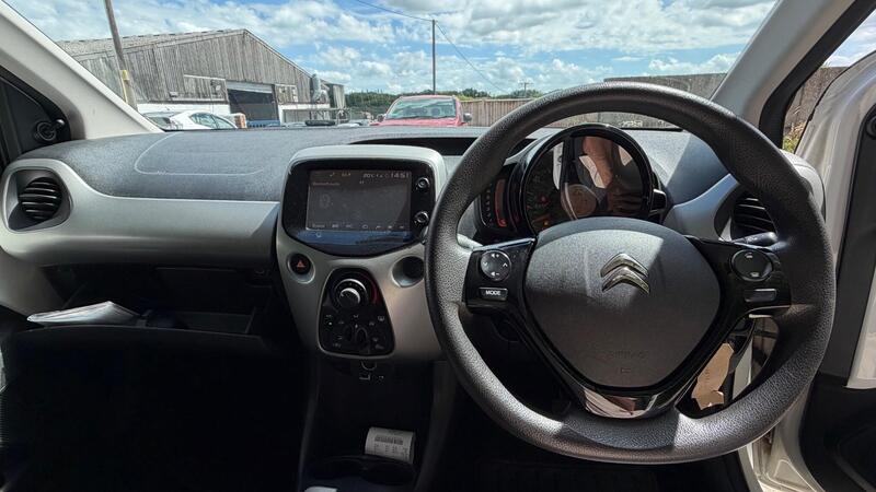 2017 Citroen C1 — photo 9