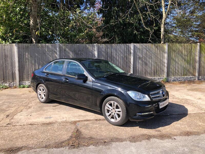Mercedes-Benz C Class view 4