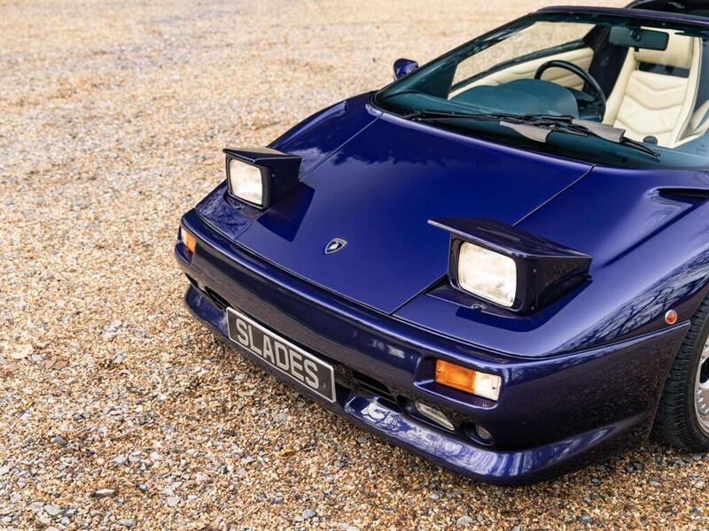 Lamborghini Diablo view 6