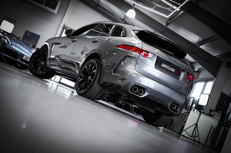 Jaguar F-Pace view 6