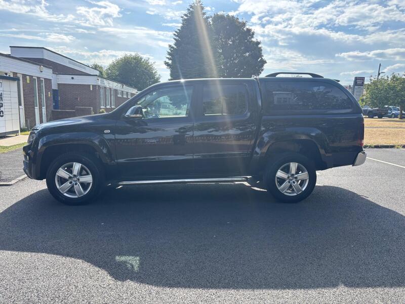 Volkswagen Amarok view 4
