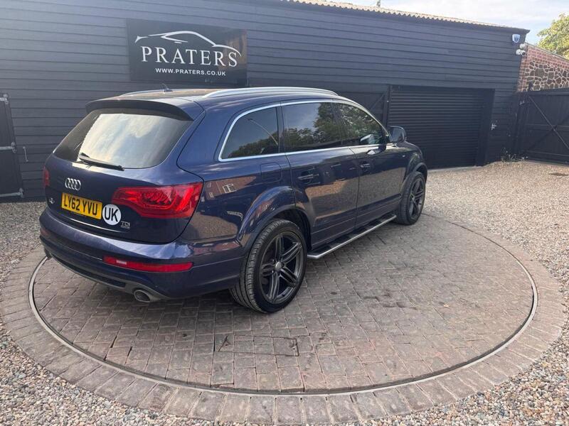 Audi Audi Q7 view 6