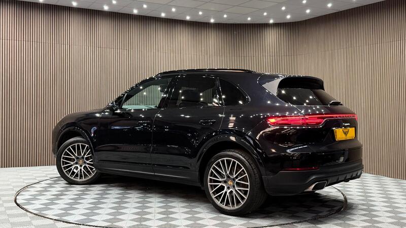 Porsche Cayenne view 2
