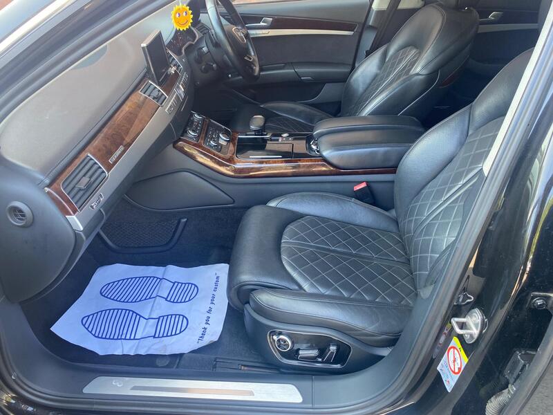 Audi A8 view 43