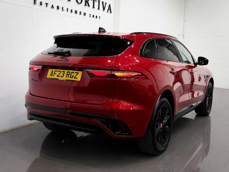 Jaguar F-Pace view 4