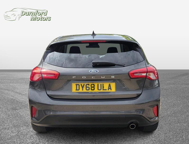 Ford Focus view 5